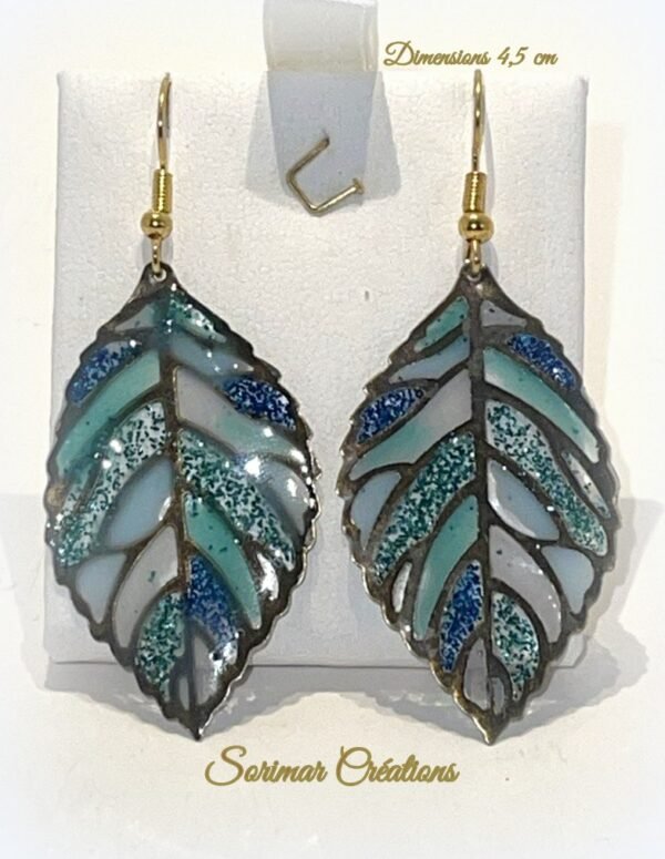 Boucles d'oreilles résine pendantes